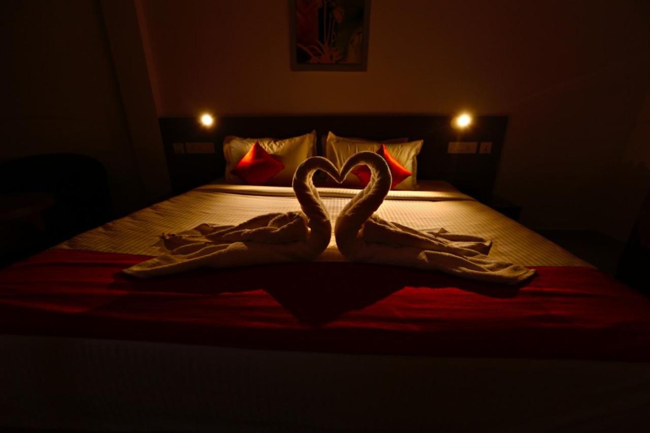 Hotel Nithya コッタヤム エクステリア 写真